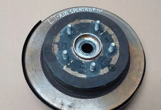 KIA Sportage Rear wheel hub