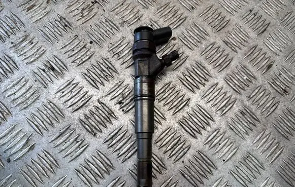 BMW 3 E90 E91 Fuel injector 0445110216 7793836