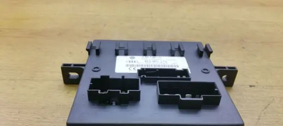 Audi A6 S6 C6 4F Comfort/convenience module 4F0907279 4F0910279K F005V00619