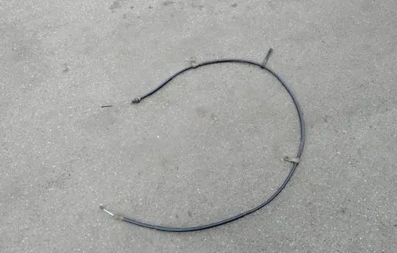 Handbrake/parking brake wiring cable