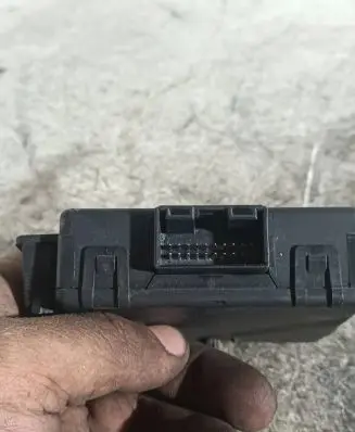 Volkswagen Golf V Gateway control module 1K0907530E 0325 1K0907951