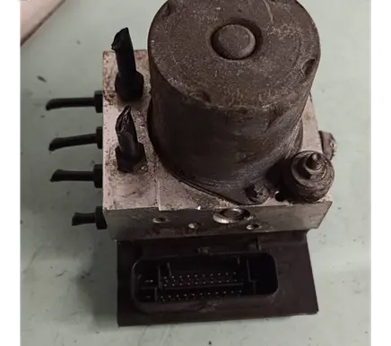 Audi A4 S4 B7 8E 8H ABS Pump 8E0614517BB 8E0910517C