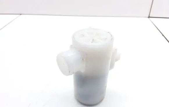 Nissan Almera Windscreen/windshield washer pump