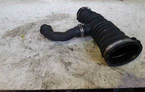 Ford Focus Air intake duct part