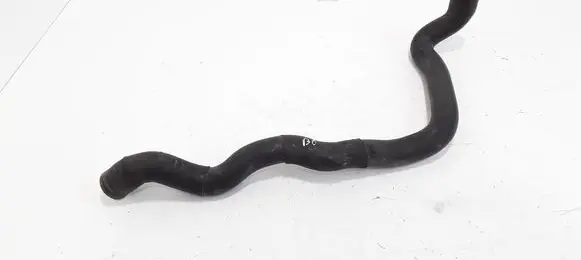 Volkswagen PASSAT B6 Engine coolant pipe/hose