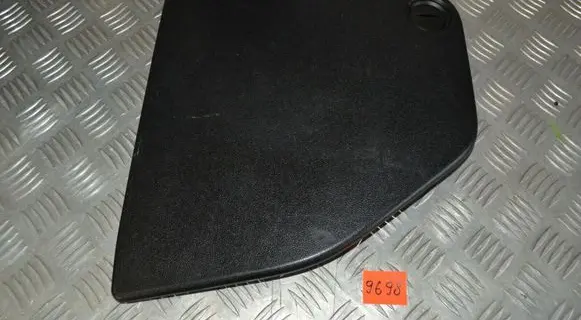 Mercedes-Benz R W251 Other trunk/boot trim element A2516900827
