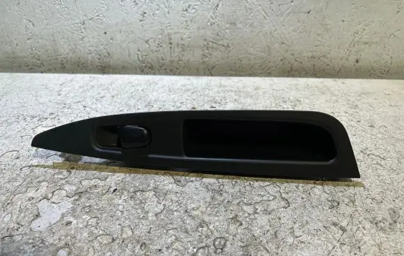 Nissan Qashqai Electric window control switch 829614EA0AX
