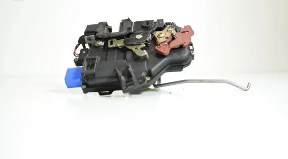 Audi A8 S8 D3 4E Rear door lock 4E0839015