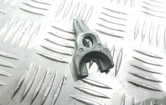 BMW 5 E60 E61 Fuel Injector clamp holder