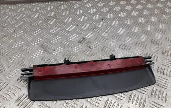 Audi A6 S6 C6 4F Third/center stoplight 4F5945097