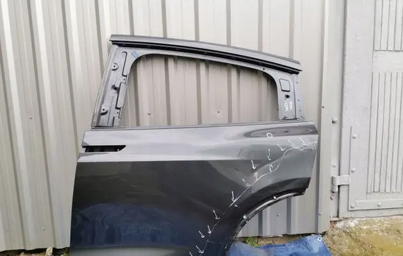 Tesla Model X Rear door