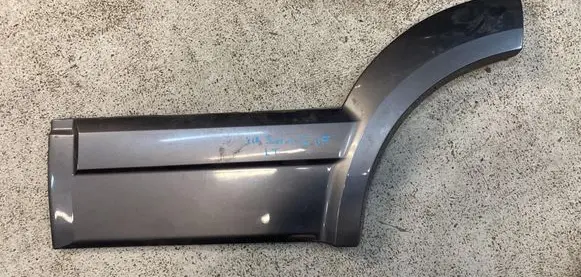 KIA Sorento Rear sill (body part) 877513E000