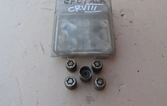 Honda CR-V Nuts/bolts CRV