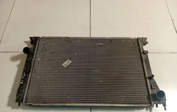 Toyota Corolla Verso AR10 Coolant radiator