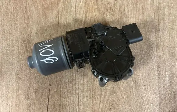 Ford Focus Wiper motor 4M5117508AA 0390241731 BP4K67340