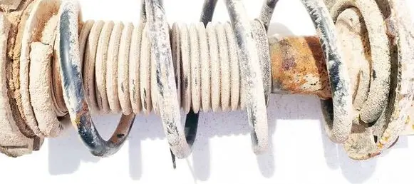Volkswagen Polo IV 9N3 Front coil spring 