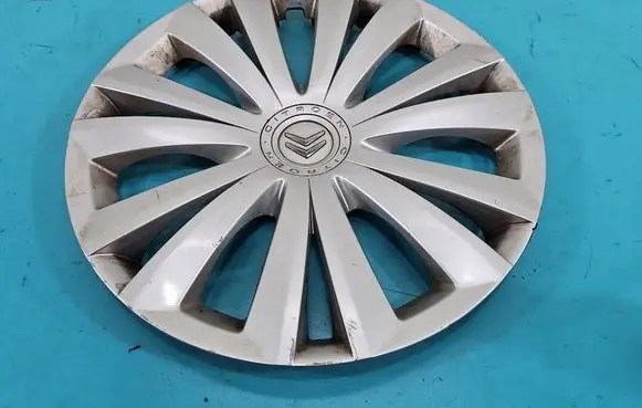 Citroen C4 I Picasso R16 wheel hub/cap/trim 9657814680 IMPRK1520912