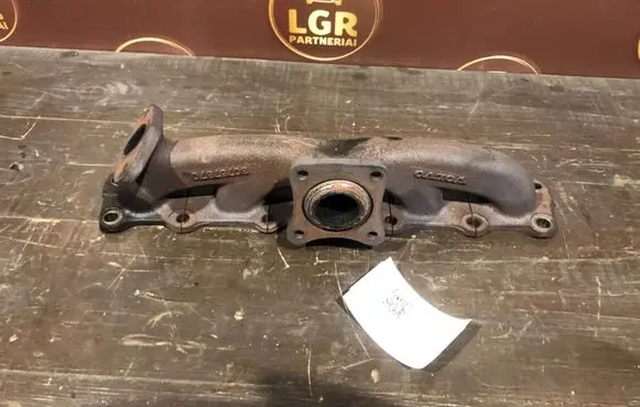 Volvo XC60 Exhaust manifold 30757870