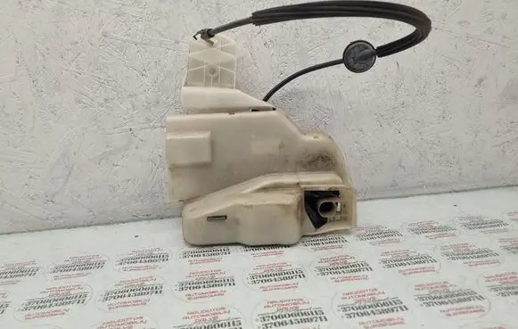 Front door lock