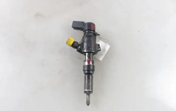 Ford Fiesta Fuel injector 9645988580