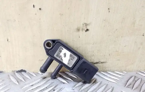 Volkswagen Touareg I Exhaust gas pressure sensor