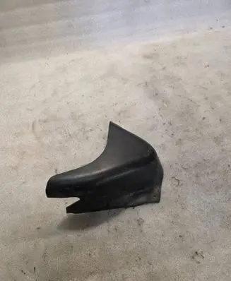 Audi A8 S8 D2 4D Other engine bay part 4D0806583