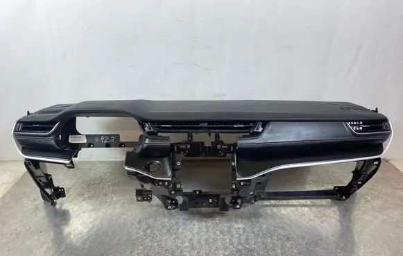 Jeep Grand Cherokee WL Dashboard 68376610AF 0130230255 124JWJ71WP3