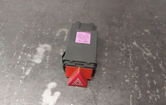 Audi A6 S6 C5 4B Hazard light switch 4B0941509C