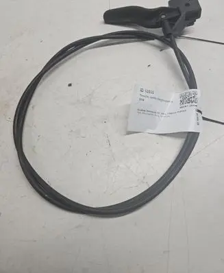 Engine bonnet/hood lock release cable