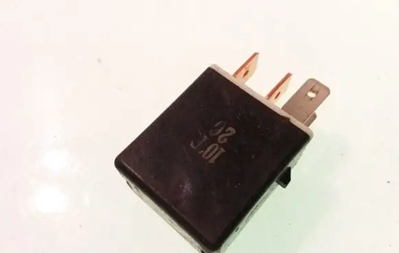 Mitsubishi Galant Other relay 1567000780 MB629085