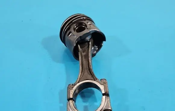 Citroen DS4 Piston IMPRK1590205