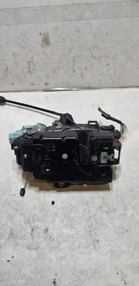 Skoda Octavia Mk2 (1Z) Front door lock 3D1837015AP