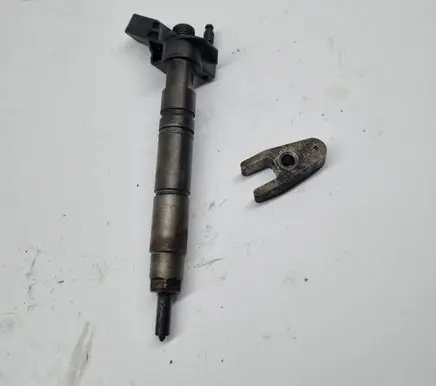 Mercedes-Benz E W211 Fuel injector 170317 0986435