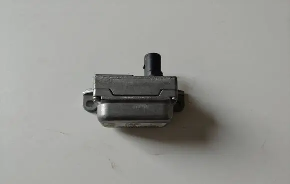 Volkswagen Touran I ESP acceleration yaw rate sensor 1K0907655A T574K09C0X 10098503224