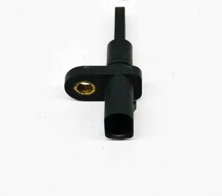 Audi A4 S4 B7 8E 8H Oil temperature sensor 06B905379C