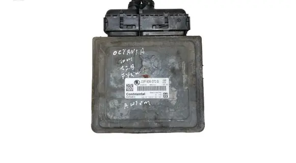 Skoda Octavia Mk2 (1Z) Engine control unit/module 03F906070S 5WP44612 03F906070F