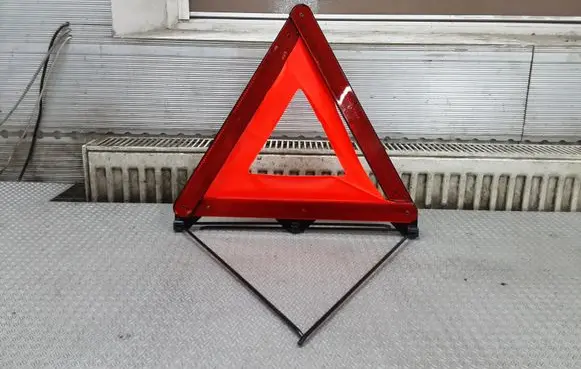 Emergency warning sign