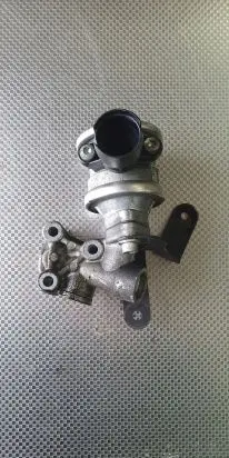 Volkswagen New Beetle EGR valve 06A971845E
