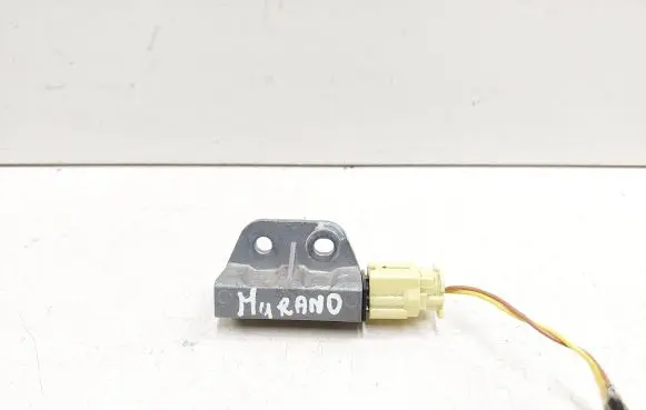 Nissan Murano Z50 Airbag deployment crash/impact sensor 11856 FBCN008X050899