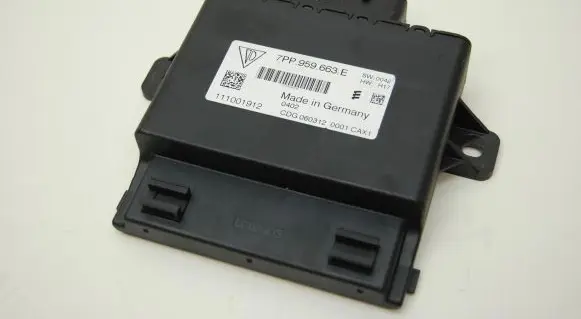 Volkswagen Touareg II Other control units/modules 7PP959663E