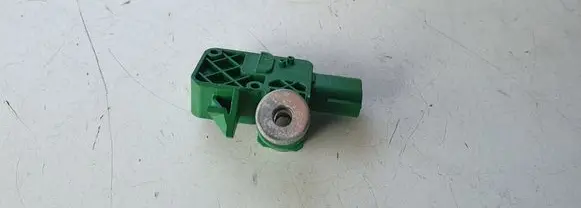 Renault Captur Airbag deployment crash/impact sensor
