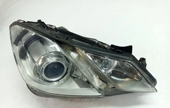 Mercedes-Benz E C207 W207 Headlight/headlamp A2078200259