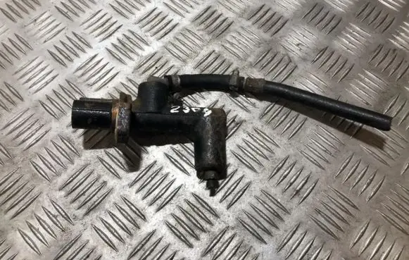 Volkswagen Polo III 6N 6N2 6NF Clutch master cylinder 