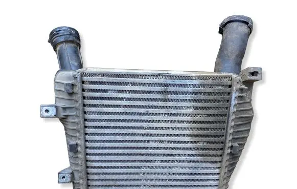 Audi Q7 4L Intercooler radiator 7L6145804A