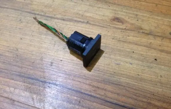 Ford Focus C-MAX Windscreen/window heater switch 3m5t18c621ab 3m5t-18c621-ab