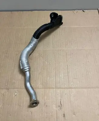 Audi A4 S4 B8 8K Oil breather separator 06H103226A