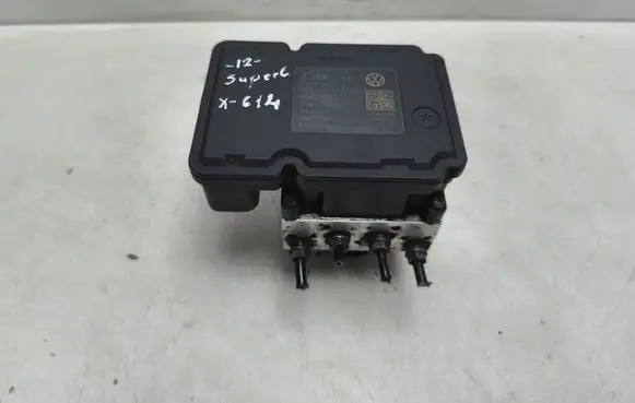 Skoda Superb B6 (3T) ABS Pump 1K0907379BH 1K0614517DD