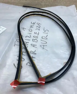 Toyota Auris E180 Windshield trim 7553312690