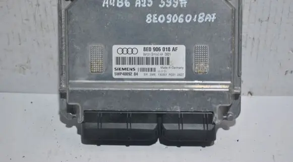 Audi A4 S4 B6 8E 8H Engine control unit/module 8E0906018AF