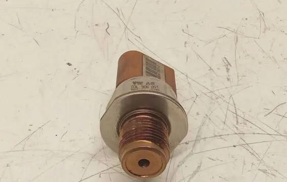 Fuel pressure sensor
